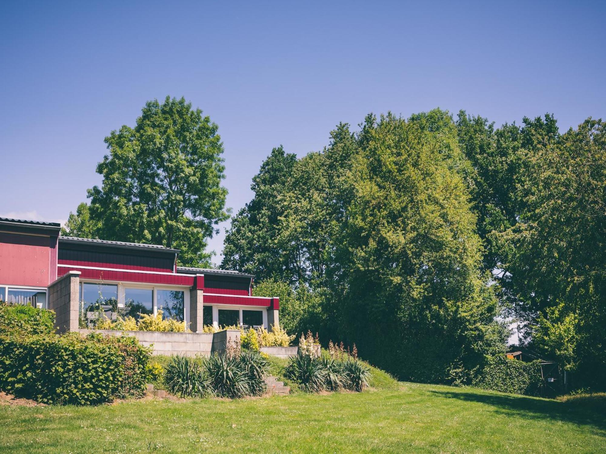 Nice Bungalow With Sauna And Bubble Bath, On A Holiday Park, 4 Km Valkenburg Villa Walem Exterior photo